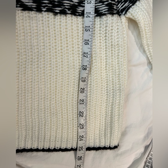 NWT JOHN + JENN Febe Sunrise Chunky Knit Finnel Neck Fair Isle‎ Sweater M - Picture 10 of 11